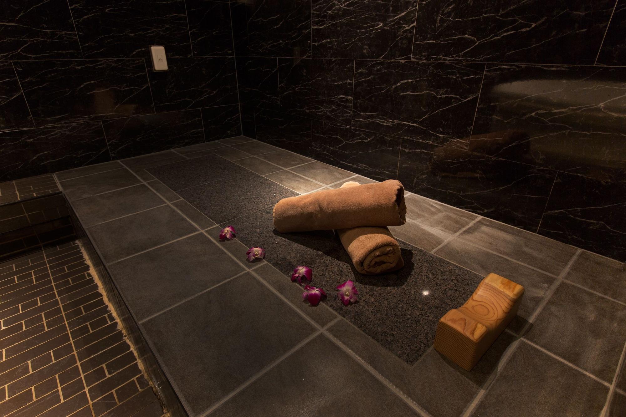 Hotel Atlantis (Adults Only) Ōsaka Extérieur photo
