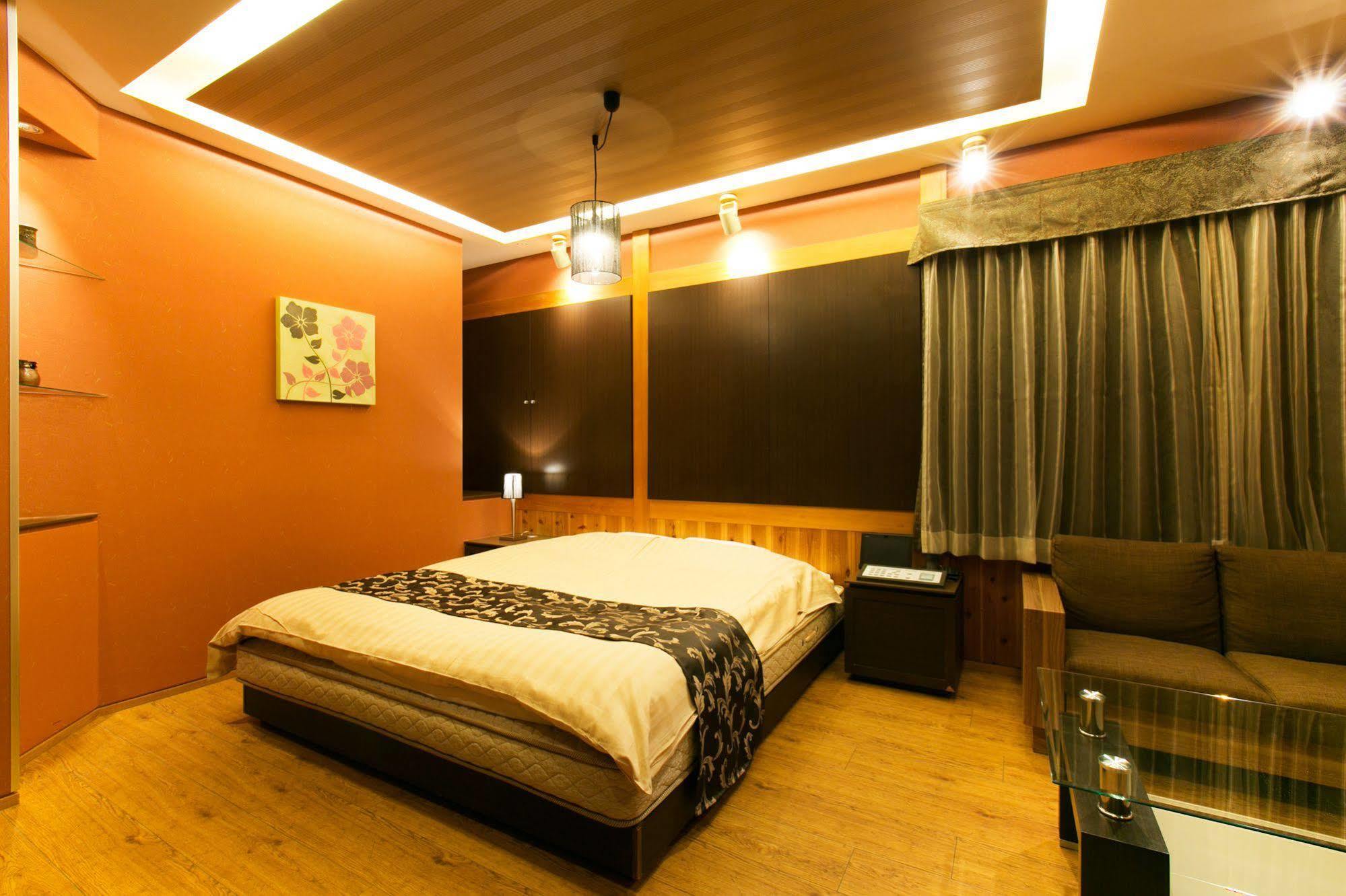 Hotel Atlantis (Adults Only) Ōsaka Extérieur photo