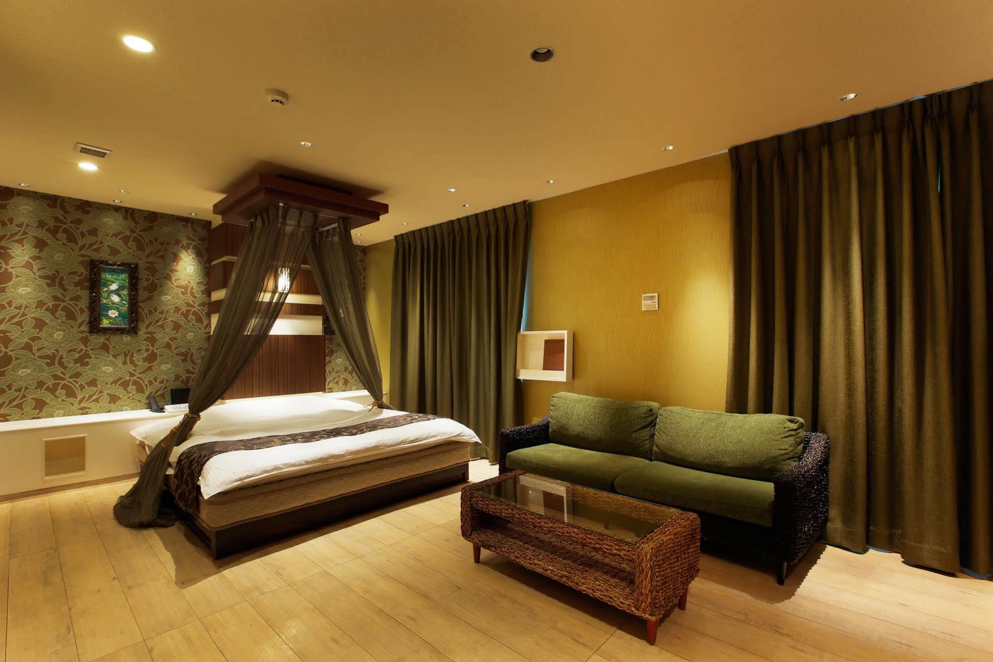 Hotel Atlantis (Adults Only) Ōsaka Extérieur photo